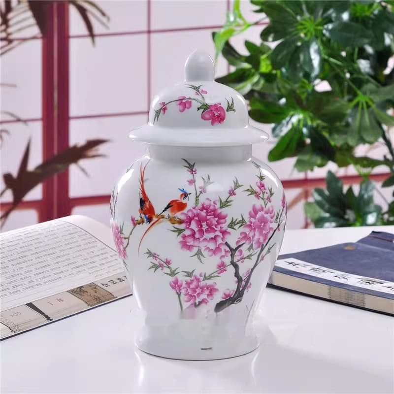 Chinese-style Decorative Porcelain Vases Treasure Vases And Winter Gourd Vases
